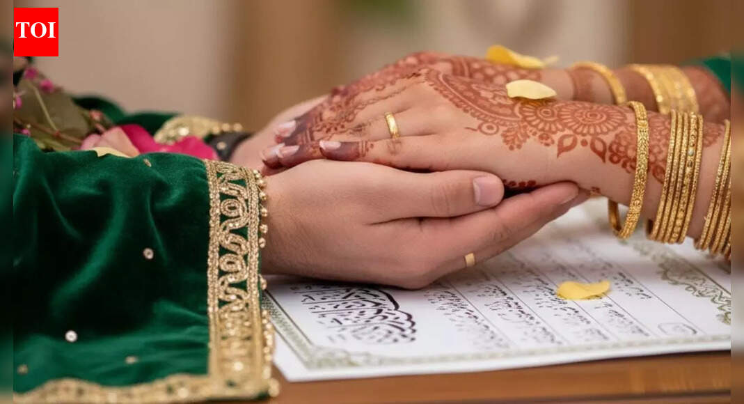 UP panchayat bans 'nikah' at hotels: DJs, fireworks, salami restricted;