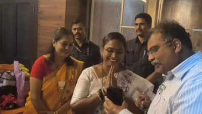 BJP’s 2 candidates win unopposed in KDMC elections; Ravindra Chavan meets winners, CM congratulates them
