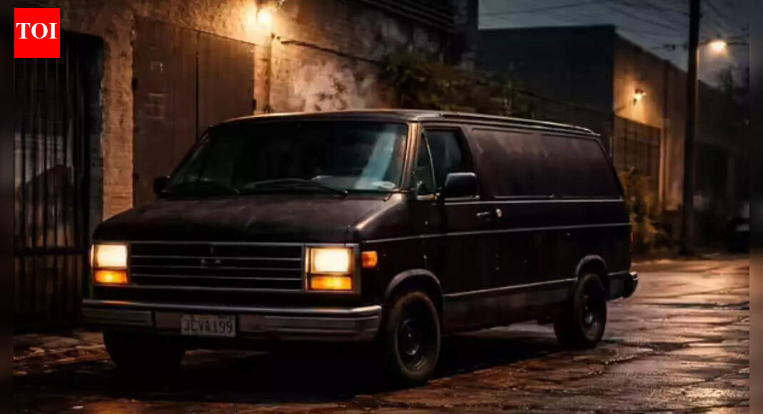 Woman gang-raped, assaulted &amp; thrown out of moving van in Faridabad; gets 12 stitches on her face