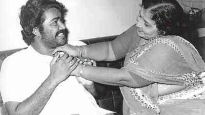 Here's why Mohanlal’s late mother, Santhakumari Amma AVOIDED watching 'Drishyam' actor's intense movies