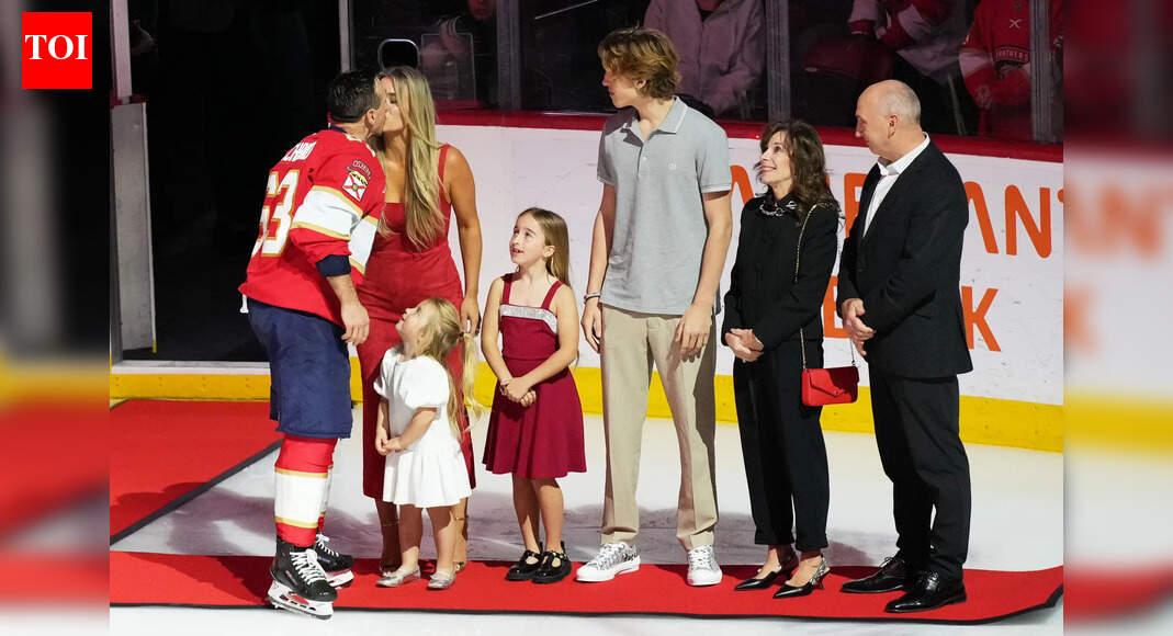 Brad Marchand celebrates 1,000th NHL game with Florida Panthers after unique teammate tribute ceremony night