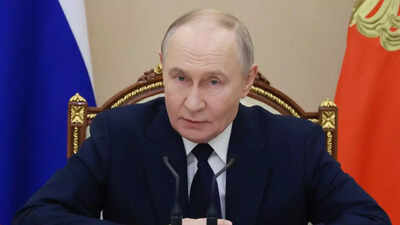 Russia pushes deeper: Putin orders 'buffer zone' expansion in Ukraine's Sumy, Kharkiv in 2026; Zelenskyy calls plans 'mad'