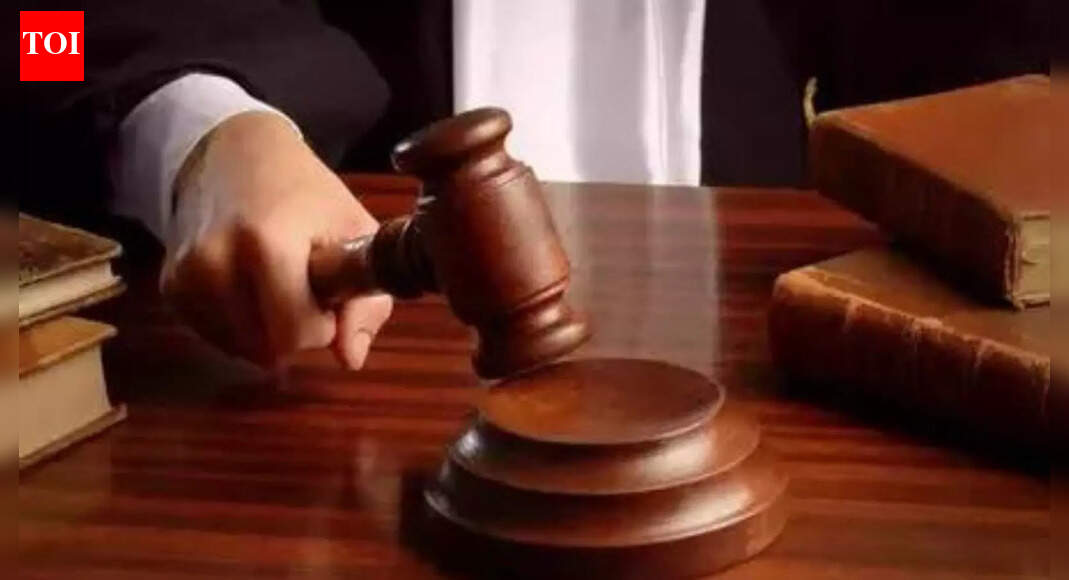 J&K court acquits 3 accused held for possessing AK-47, grenades