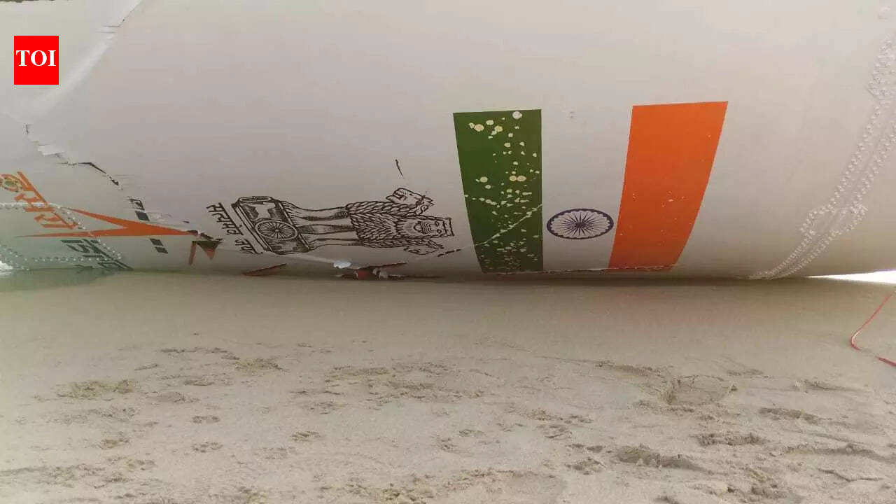 ‘LVM3 rocket debris’ washed ashore on Sri Lanka coast | India News ...