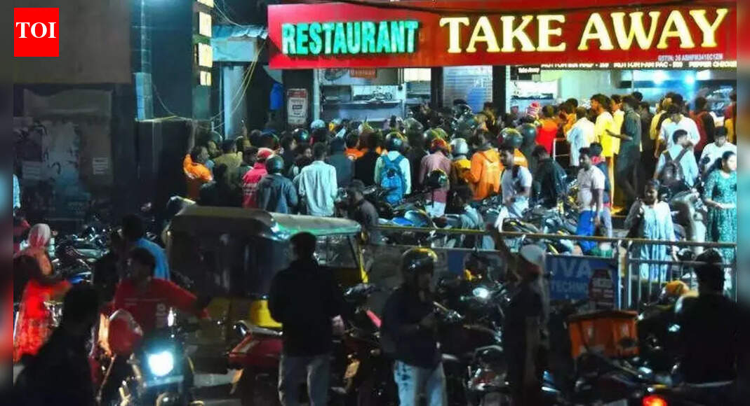 Festive rush hits: Gig workers strike nationwide on New Year’s Eve; delivery platforms offer incentives to meet order surge