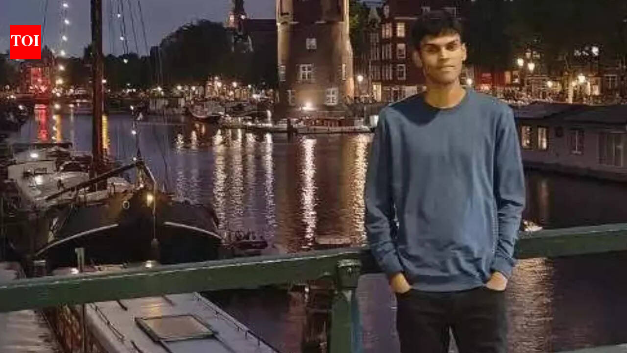 Record-breaking: IIT-Hyderabad student lands Rs 2.5 crore package; highest in institute’s history - The Times of India