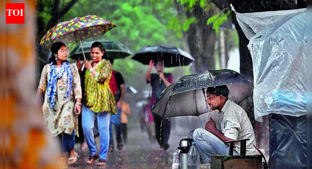Mumbai receives surprise morning showers on 1st day of 2026