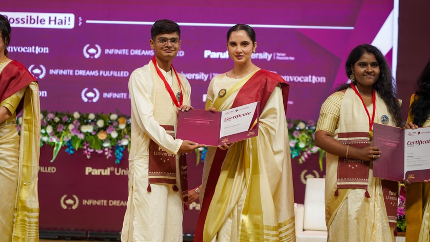 Parul University celebrates 9th convocation honouring the achievements of its graduates in the presence of national icons