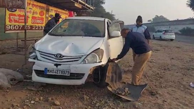 Maharashtra accident: Three men killed after being hit by SUV near Tawade Hotel Chowk; driver flees