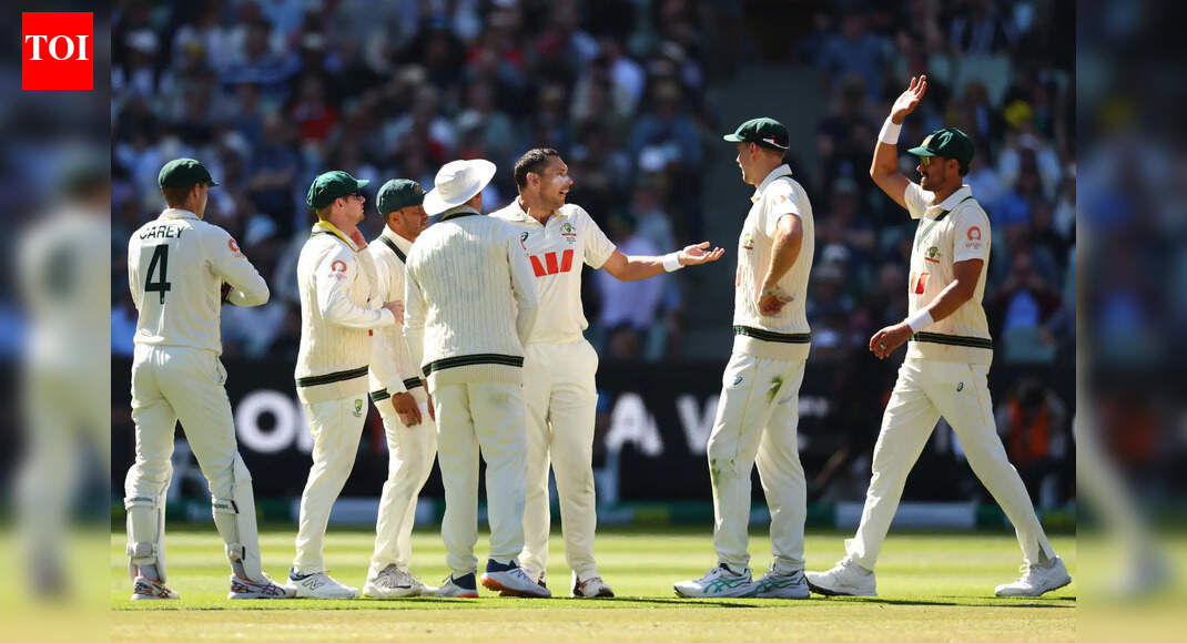 Australia announce squad for fifth Test - Khawaja retained, no Cummins