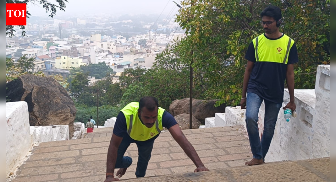 TN man climbs 1,300 temple steps doing push-ups to inspire youth