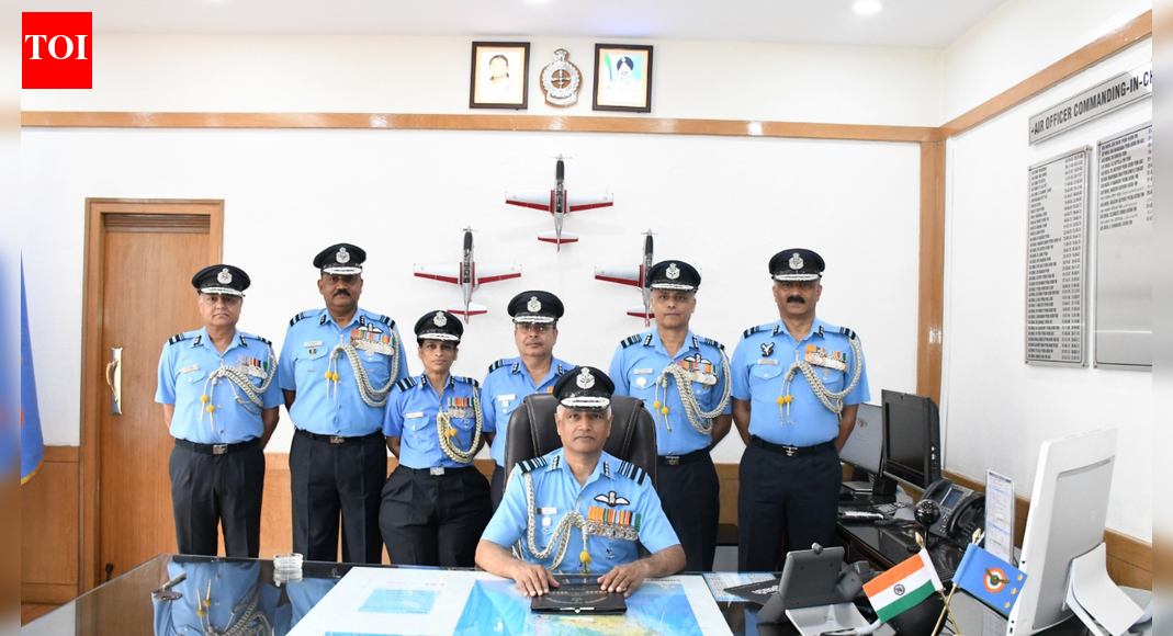 Air Marshal Seethepalli Shrinivas takes charge as AOC-in-C, Training Command