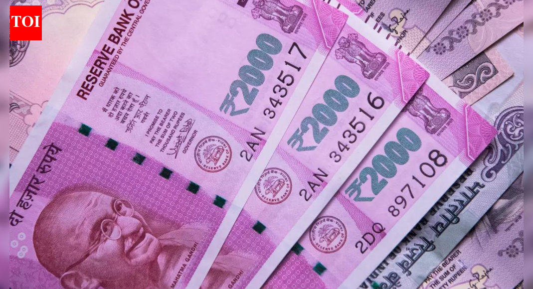 Currency update: RBI says 98.41% of withdrawn Rs 2,000 notes returned; Rs 5,669 crore still in circulation