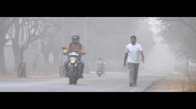 Winter chill triggers sharp spike in city’s air pollution