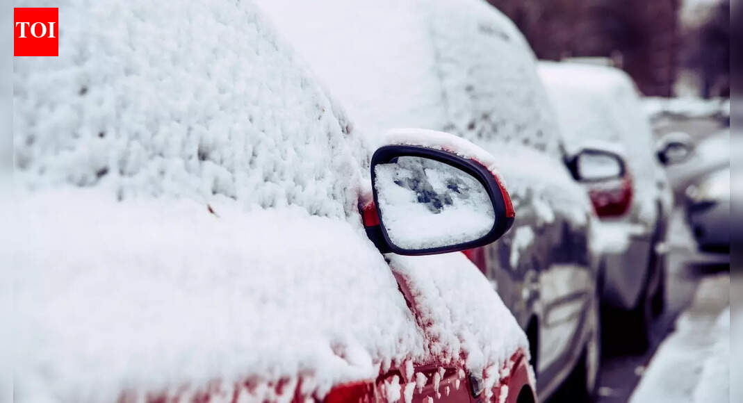 Severe winter conditions continue across large parts of India, IMD warns of dense fog, cold wave and snowfall