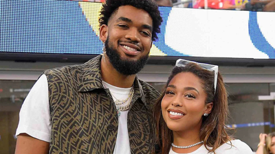 “Holiday cheer” - Jordyn Woods drops adorable moment featuring Karl-Anthony Towns from San Antonio's New Year's trip