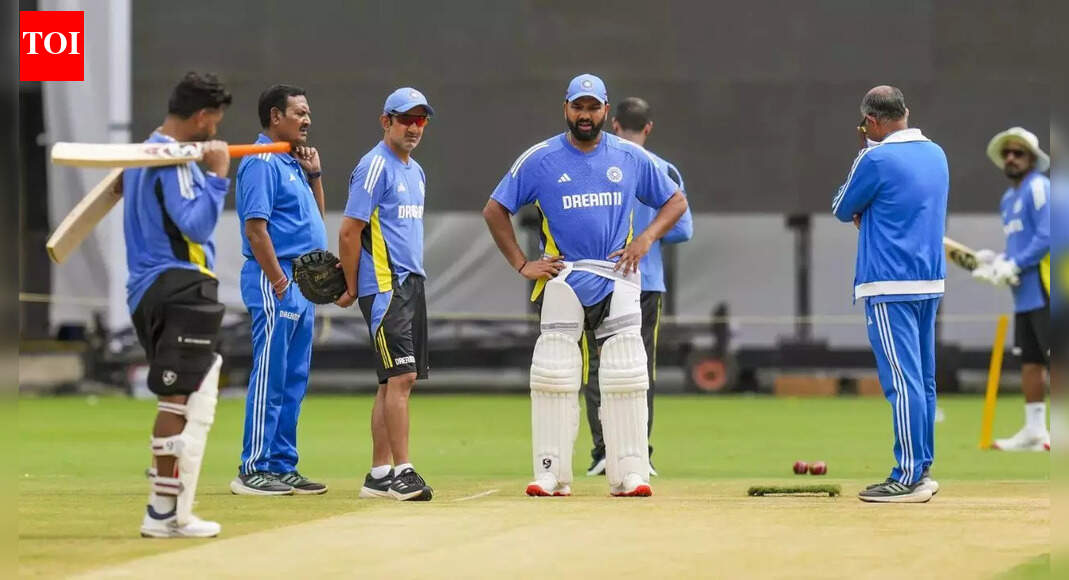 'No thanks': Ex-Pak coach rejects idea of replacing Gambhir as India coach