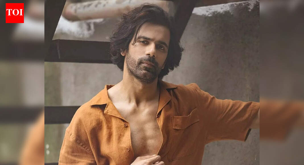 Haven’t slept in 12 days: Anuj Sachdeva alleges assault over a parking dispute in Mumbai Society