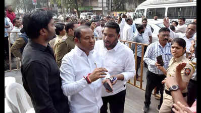 Rebels go unreachable on last day of withdrawal, somewhat success to Mahayuti in convincing rebels