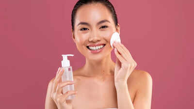 5 simple ways to remove makeup properly without stressing your skin