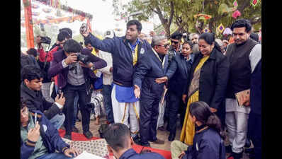 CM inaugurates Shabdotsav, pitches culture as India’s strength