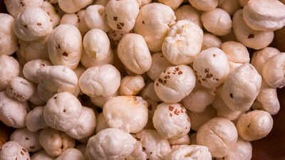 7 benefits of roasted makhana for boosting energy, digestion and balance