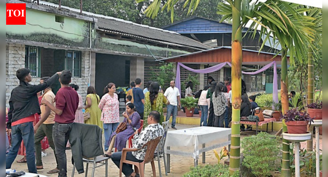 For parties, all roads lead to the suburbs