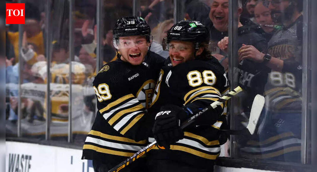 Bruins star David Pastrnak reacts to Morgan Geekie being left off Team Canada’s Olympic roster