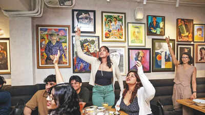  Delhi's weeknight obsession