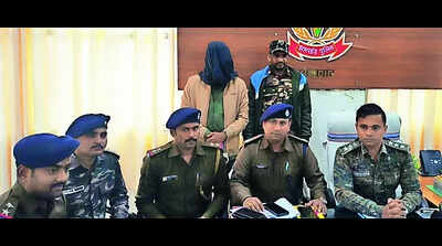 Man posing as IAS officer for 7 years arrested over land deal in Palamu