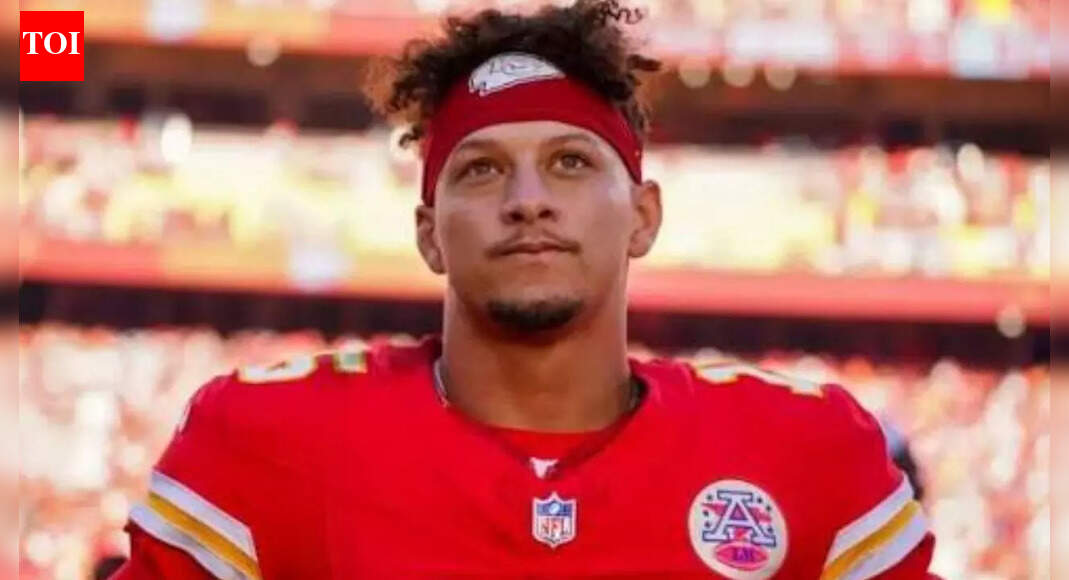 Patrick Mahomes laughs off rehab forfeit after losing college football bet to Chiefs rookie