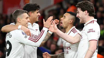 Arsenal stretch Premier League lead as Villa win