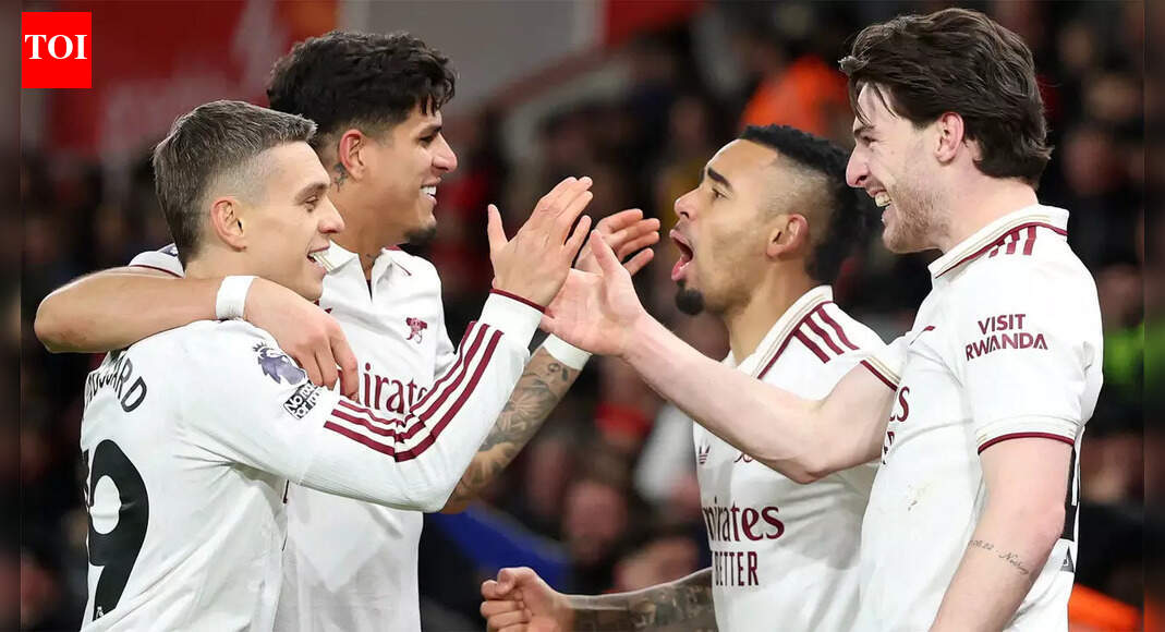 Arsenal stretch Premier League lead as Villa win