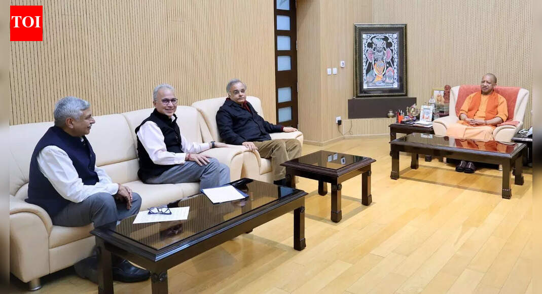 Industrial leaders meet Uttar Pradesh CM Yogi Adityanath to discuss investment