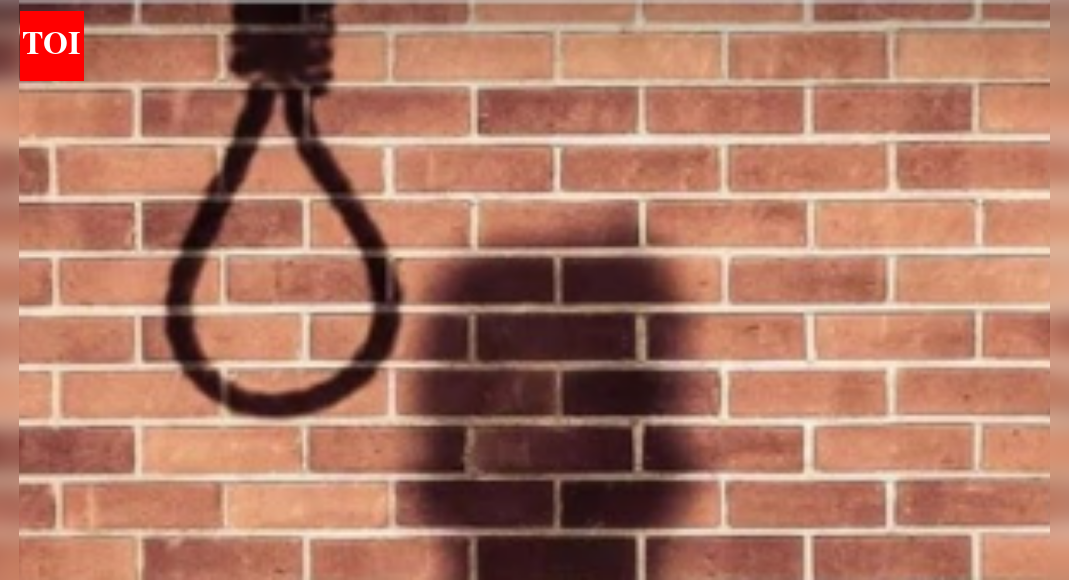 Sagar tragedy: Husband hangs himself  after family dispute, wife jumps into well after seeing his body; 3-month-old left orphaned