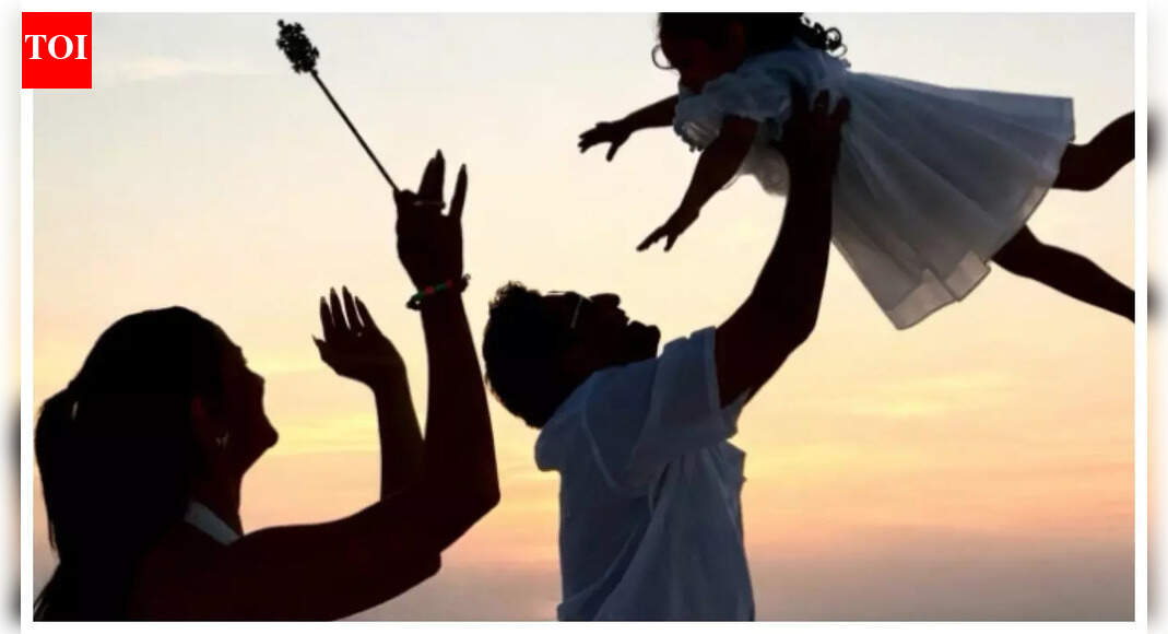 Alia Bhatt shares glimpse of New Year getaway with Ranbir Kapoor and daughter Raha - PIC