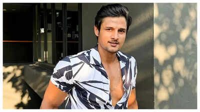 Bigg Boss Marathi winner Jay Dudhane arrested by Thane Police at Mumbai Airport in an alleged Rs 5 crore fraud case; actor denies any involvement
