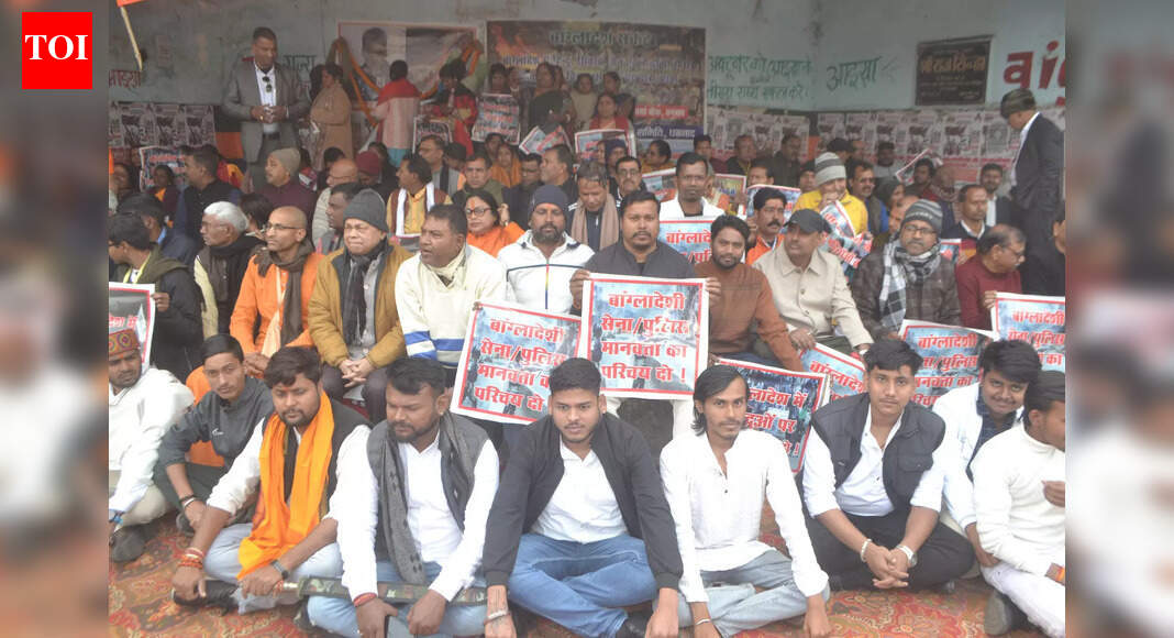 Dhanbad Protest: Hindu Organizations Condemn Alleged Atrocities in Bangladesh