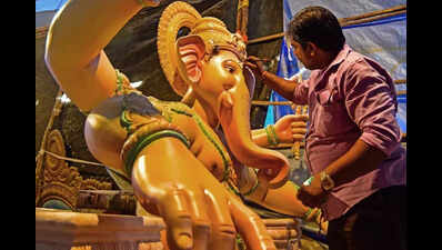 Mumbai’s Siddhivinayak temple main idol veiled for five days from Jan 7 to Jan 11