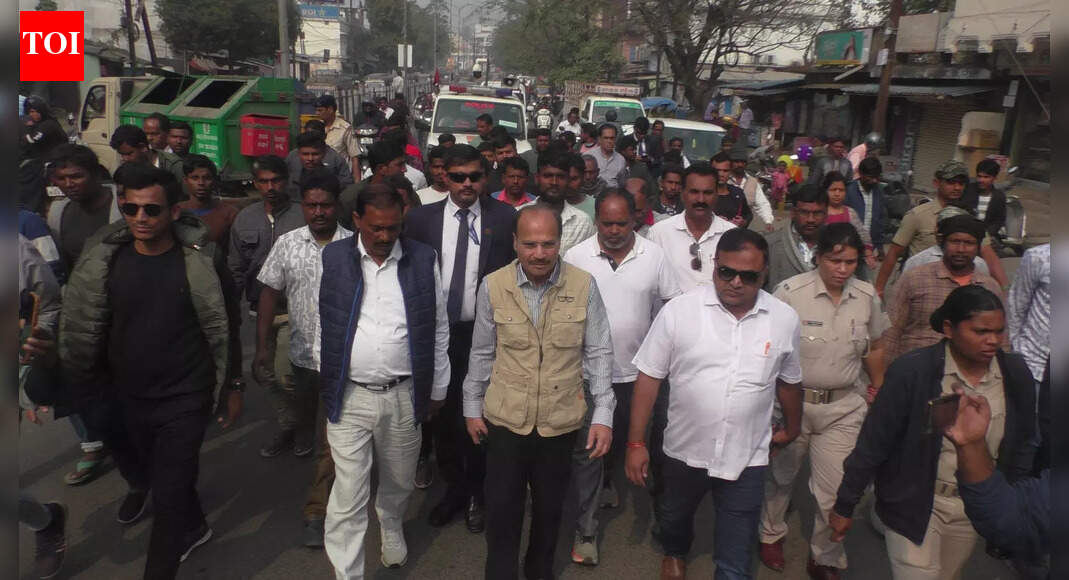 Bengal Congress leader Adhir Chowdhury visits Sambalpur to review murder probe