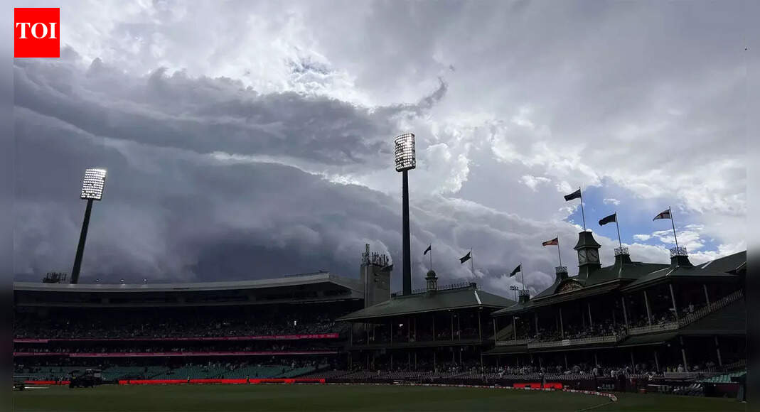 Cricket Australia boss hits out at 'archaic' bad light rules