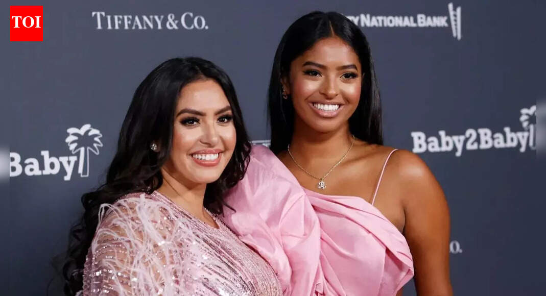 Vanessa Bryant’s daughter Natalia Bryant gives adorable two-word reaction to mom’s New Year photo