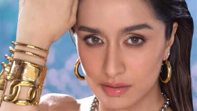 Shraddha Kapoor to wrap shooting for Laxman Utekar's 'Eetha' by March and commence 'Naagin' in April - Reports