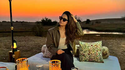 'The Ba***ds of Bollywood' star Anya Singh ushers in birthday and new year in Jaisalmer with Kritika Kamra, Gaurav Kapur, Sagarika Ghatge, Vidya Malvade: 'Happy 2026'
