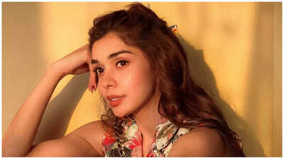 'Naagin 7': Eisha Singh says she has 'different friendship and chemistry' with co-star Vivian D'Sena