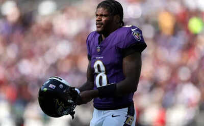 Lamar Jackson’s blunt one-word response after Ravens’ upsetting playoff exit highlights officiating questions and a defining offseason ahead