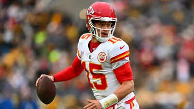 Patrick Mahomes’ reaction to Myles Garrett’s new record shows his respect for greatness goes beyond the Chiefs