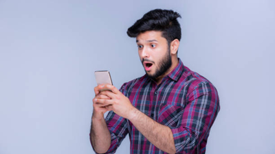 Read receipts and last seen: How technology changed dating anxiety