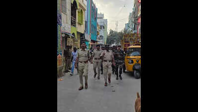 Three minors detained for pelting stones at devotees in Bengaluru