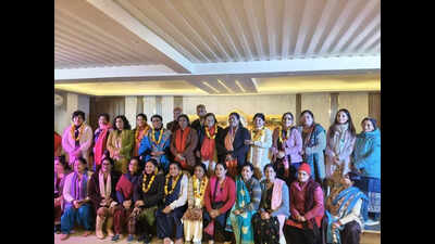 Pushpa Vaishnav re-elected president of women wing of Uttarakhand Mahaparishad